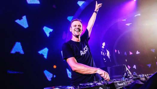Armin van Buuren revela as top 50 músicas de 2018 em seu radio show A State of Trance.